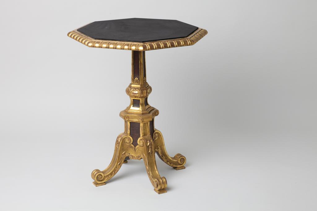 Torchère Pedestal table