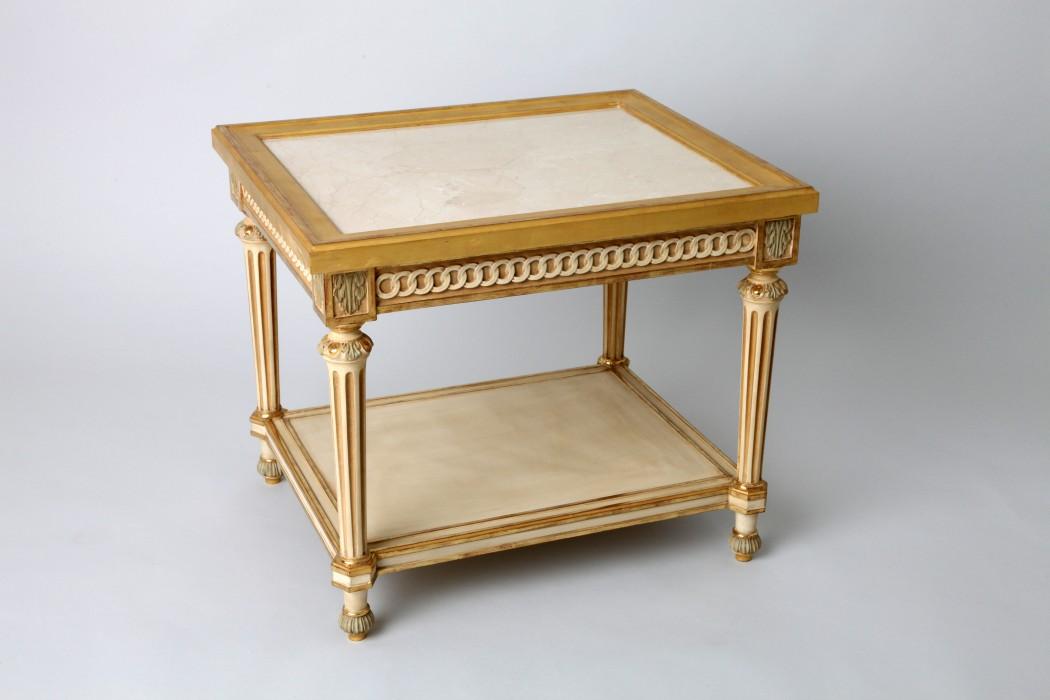 Table basse LOUIS XVI