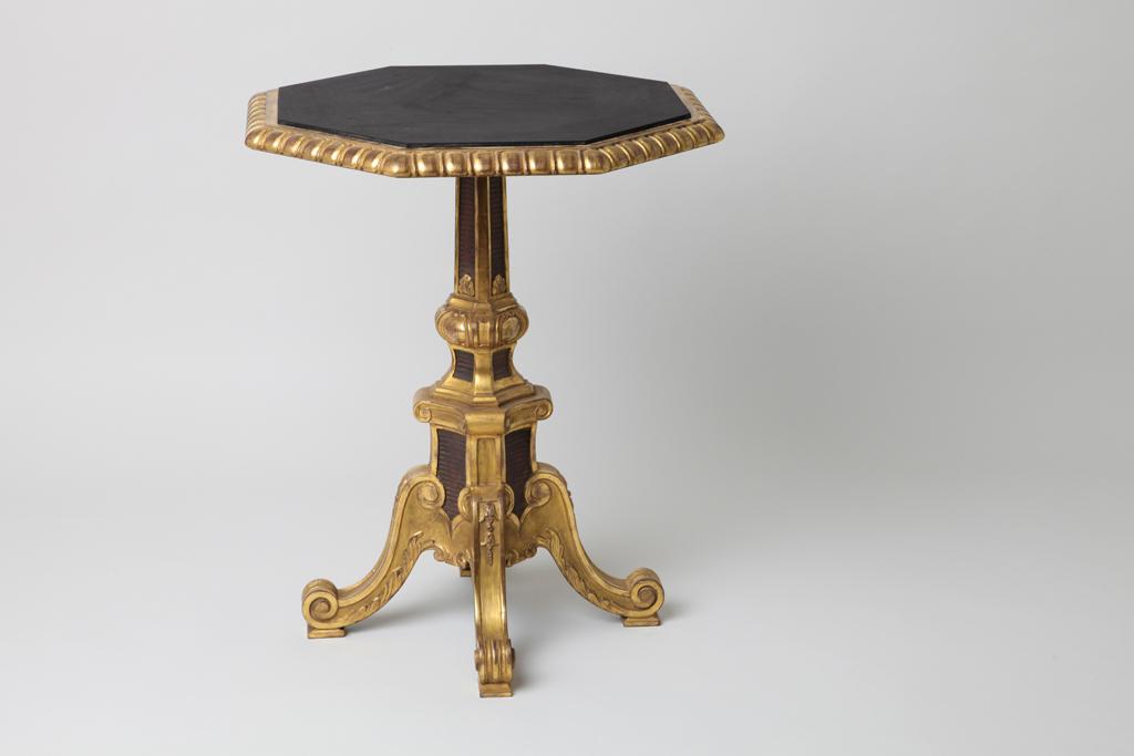 Torchère Pedestal table