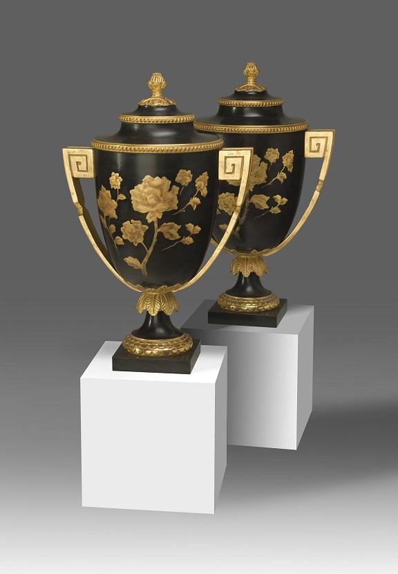 Cups black and gold LOUIS XVI